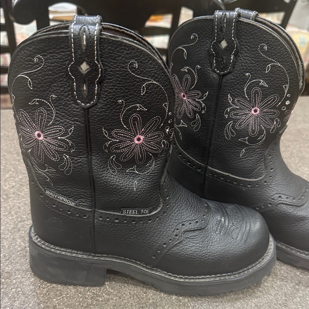 NWOT Justin Gypsy Steel toe and waterproof Boots with Pink Floral Stitching - Picture 3 of 8